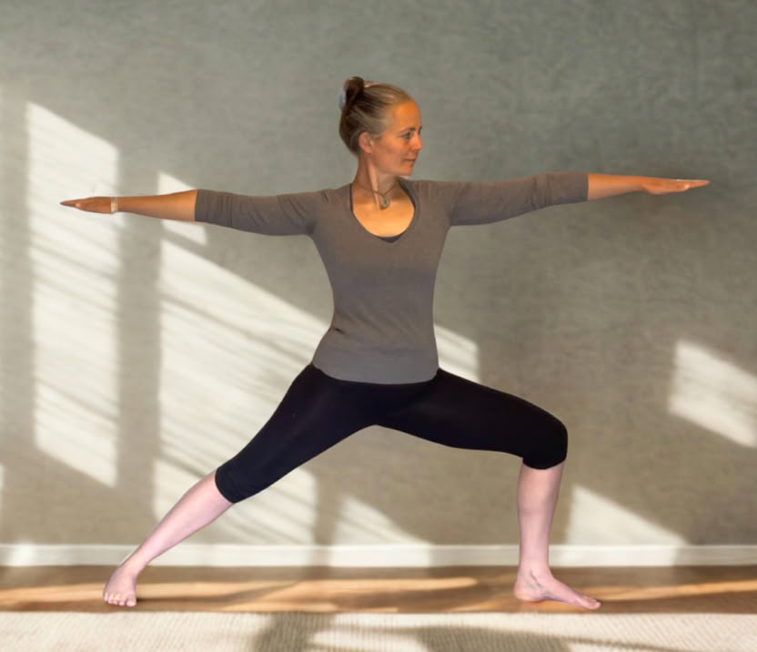 Cours de yoga en Creuse à Ananta, Aubusson, atelier yoga, stages, retraites, cours yoga en ligne, cours particuliers